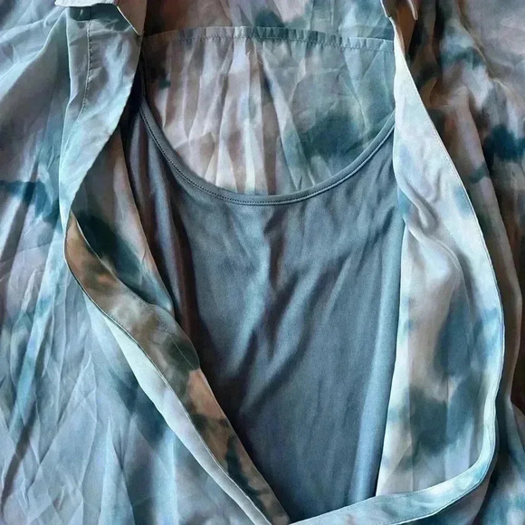 Simply Vera Wang Blouse With Tanktop Size XS - Picture 4 of 5